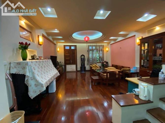 PHÂN LÔ PHỐ TRẦN QUANG DIỆU DT57m2 GARA, KINH DOANH,MẶT TIỀN RỘNG