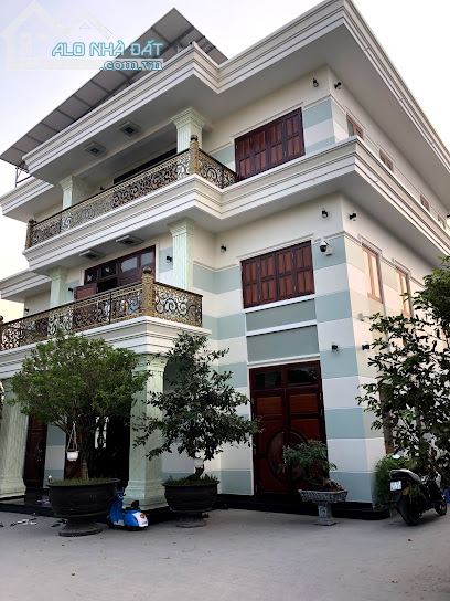 627m1 nhà đất phường tăng nhơn phú B quận 9 ngay đường lê Văn Việt