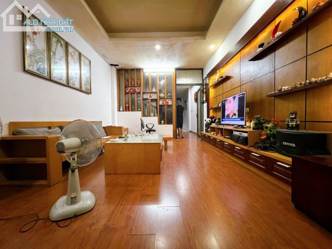 Bán Nhà SIÊU Hiếm Phố Hàng Chuối, Hai Bà Trưng, Ôtô - THANG MÁY 61m2x6T, nhỉnh 16 tỷ