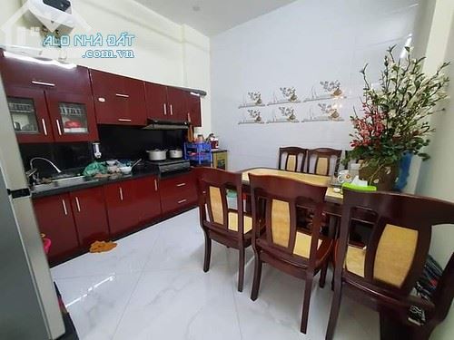 P3 Tân Bình gần 50m2 sổ hồng riêng chỉ hơn 4 tỉ chốt  nhà đẹp khu hiếm nhà bán