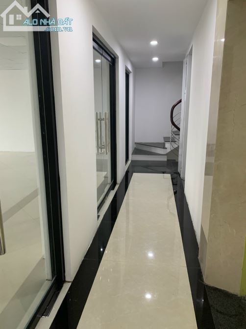 Cho thuê văn phòng Trần Đại Nghĩa diện tích 80m2 giá 18tr vị trí tốt, view đẹp - 3