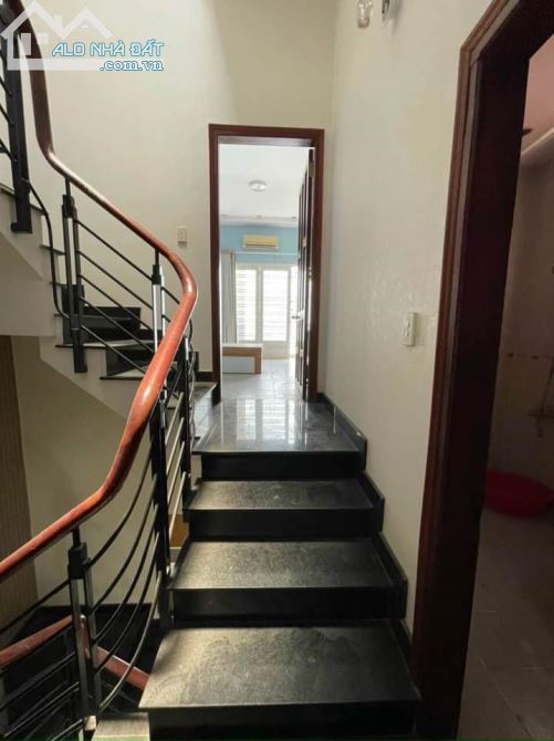 Nhà 3tầng 130m2 hẻm ôtô Thống Nhất Gò Vấp 8,8 ty - 2