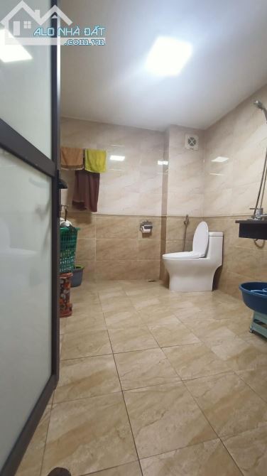 Ngọc Lâm long Biên 76m C4 mt 4,8m 7.6 tỷ - 2