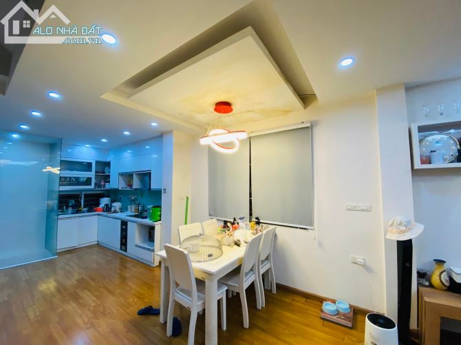 BÁN NHÀ TRẦN QUỐC HOÀN-CẦU GIẤY-Ô TÔ -KINH DOANH-KHU PHÂN LÔ-NHỈNH 17TỶ - 1