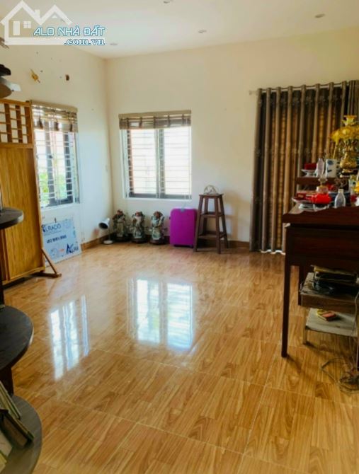 Chính chủ gửi bán căn nhà ngõ to, ô tô đánh võng đường Lạch Tray - 3