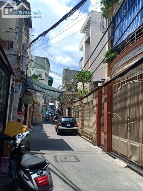 BÁN NHÀ  HÒA HƯNG, QUẬN 10, NGANG 13 X 14, 181m2, CHỈ 13 TỶ.