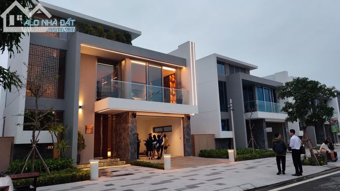 Siêu Phẩm, Biệt Thự Nam Đà Nẵng giá ưu đãi, DT 315m2 - 1