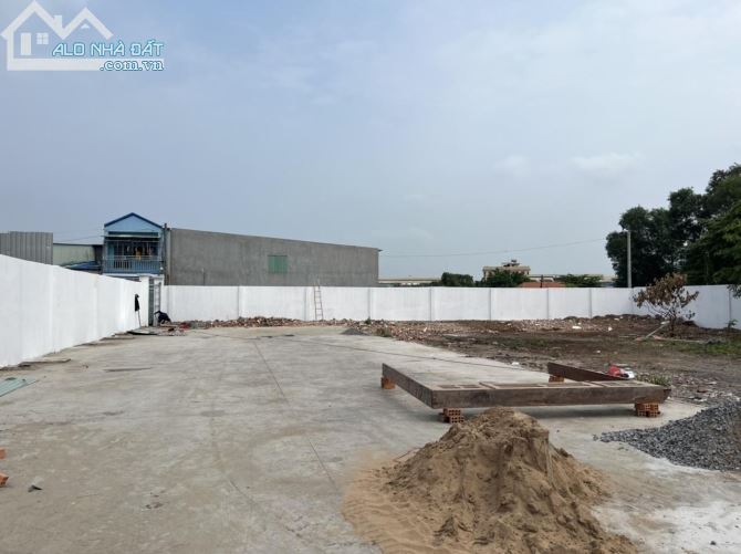 Bán đất xây nhà xưởng hóc môn tặng khối nhà văn phòng - 1