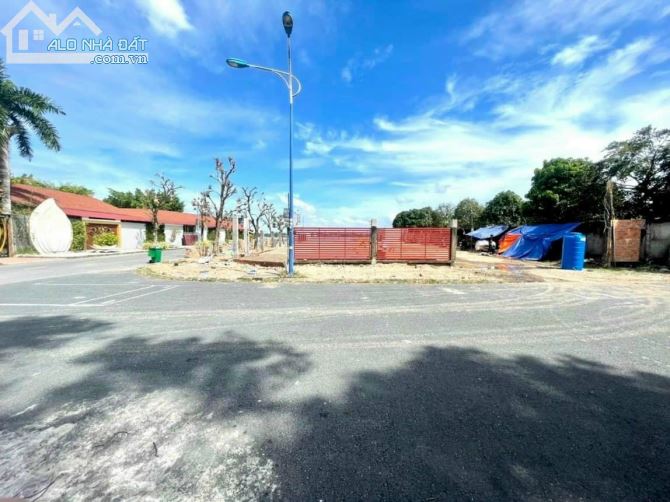 NỀN HIẾM GÓC 3 MẶT TIỀN VIEW SÔNG HẬU KHU BIỆT THỰ VẠN PHÁT CỒN KHƯƠNG-CÁI KHẾ NINH KIỀU - 1