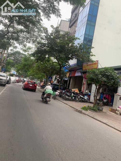💥 Bán Mặt phố Quan Hoa, Tòa Apartment 102m2 9T, MT 6m, 14 Căn hộ, Chỉ 52 Tỷ 💥