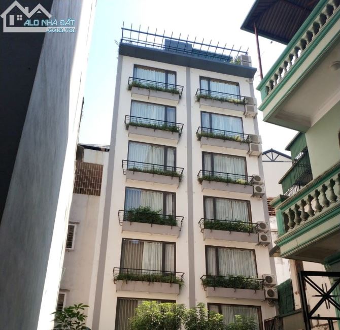 💥 Bán Tòa Apartment Phố Kim Mã, 102m2, 8T, MT 10m, 13 Căn hộ KK, Chỉ 31.5 Tỷ 💥