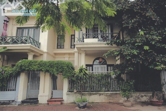 💥 Siêu VIP - Biệt thự Mặt phố Trương Công Giai, Cầu Giấy, 137m2 3T MT 10.5m, Chỉ 52.5 Tỷ