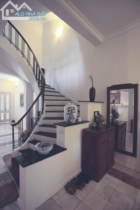 💥 Siêu VIP - Biệt thự Mặt phố Trương Công Giai, Cầu Giấy, 137m2 3T MT 10.5m, Chỉ 52.5 Tỷ - 3