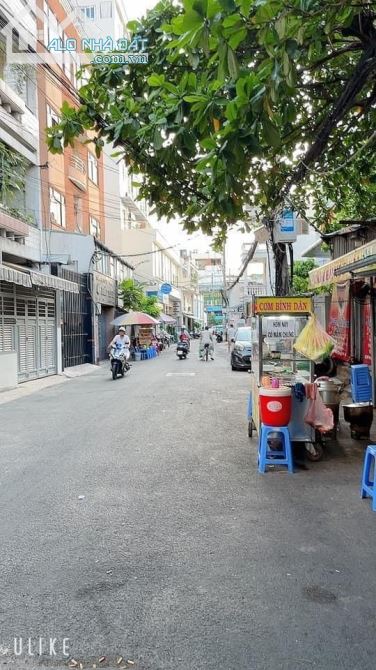 Bán Nhà Hẻm ÔTô Đỗ Cửa Âu Cơ,P9,Tân Bình Giáp Q10,45M2,NgangTo 5m,Vuông ,Hơn 5Tỷ.,
