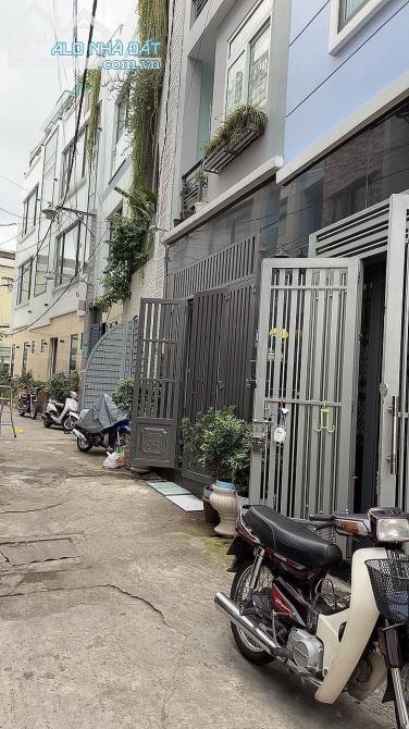 Bán Nhà Hẻm ÔTô Đỗ Cửa Âu Cơ,P9,Tân Bình Giáp Q10,45M2,NgangTo 5m,Vuông ,Hơn 5Tỷ., - 1