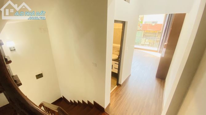💥 Bán Nhà Ngõ 8B Vũ Thạnh, Đống Đa, Ô Tô vào nhà, 54m2 4T MT 4m, Chỉ 11.9 Tỷ 💥 - 3