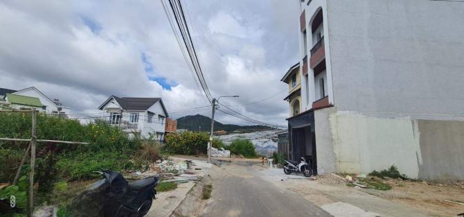 Chủ gởi cần bán lô đất KQH Nguyễn Hữu Cầu - p12 - tp Đà Lạt. Cần bán trước tết. 5ti5 - 3