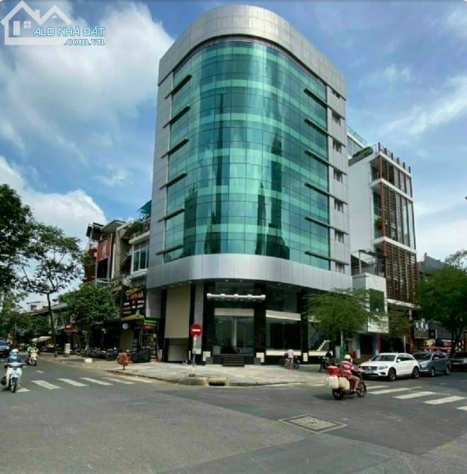 VIP - Building 3 mặt tiền Trần Hưng Đạo, Quận 1 DT 9 x 19m hầm 6 tầng HĐT 200Tr.Giá 69 tỷ