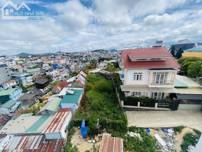 Bán đất trung tâm Đà Lạt, Triệu Việt Vương view nhà thờ con gà 291m2 giá 10,5 tỷ