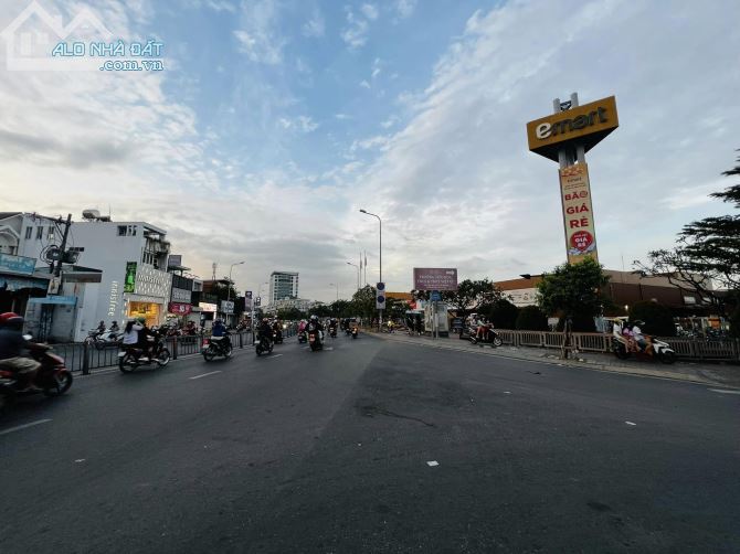 Bán nhà mặt tiền PHAN VĂN TRỊ, P. 11, Bình Thạnh, 60m2, 10.9 Tỷ - 3