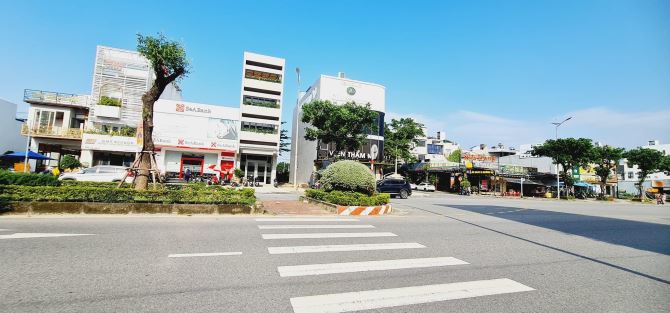 Đất mặt tiền Nguyễn Phước Lan Hoà Xuân giá sụp hầm