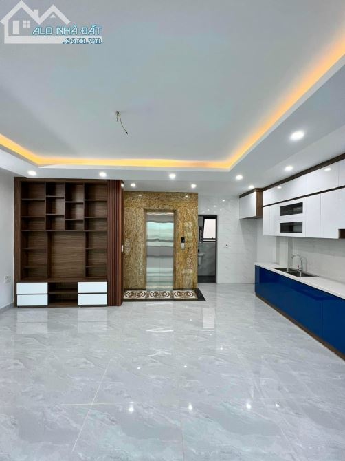 BÁN PHỐ VŨ TÔNG PHAN LÔ GÓC DT 55M2 x 7 TẦNG THANG MÁY MT RỘNG 6M NHÀ MỚI GIÁ HƠN 8 TỶ. - 1