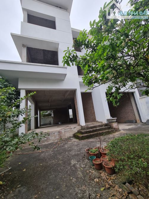 Bán Biệt Thự Lô Góc, View thoáng, 178m2 xây 4 tầng tại Thành Phố Giao Lưu 45 Tỷ - 1