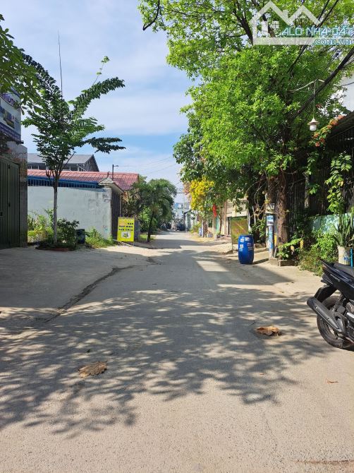 Bán nhà 636m mặt tiền Tân Thới Nhất, Phan Văn Hớn, Quận 12
