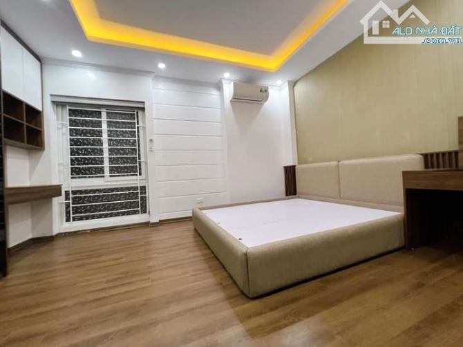 Khu phân lô bàn cờ 60m2 x 5t thang máy phố Lạc Trung - ô tô tránh - Vỉa hè kinh doanh - 1