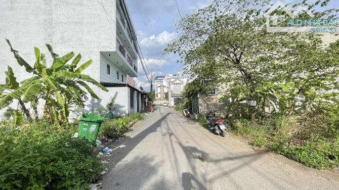 chủ gửi bán lô đất (6x13,8m) trục chính kinh doanh ,hẽm 47 ,đ.trường lưu, tp.thủ đức ,4.5t - 2
