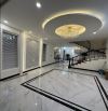 SIÊU PHẨM LÔ GÓC THOÁNG SÁNG NGUYỄN VĂN CỪ, LONG BIÊN 6T, 68m2 giá 17 tỷ (ô tô vào nhà