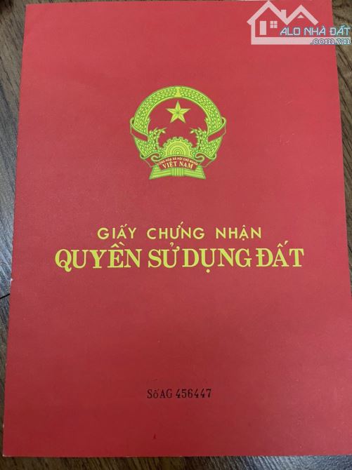 Bán đất mặt tiền 6x18 , đường rộng 20m , vị trí không lỗi phong thủy , thoáng mát , P7 Q8