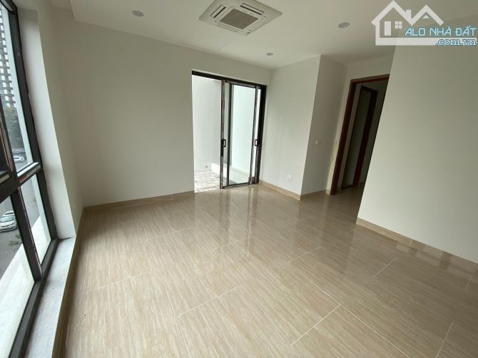 Cho thuê nhà Nguyễn Văn Lộc, Hoàng thành Vila Mỗ Lao, nhà mới 100%, Dt 120m2, mt 7m, thông - 4