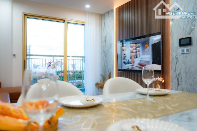 Bán căn hộ full nội thất liền tường cao cấp, 2PN, 82m2, view sông Hàn Đà Nẵng, sổ lâu dài