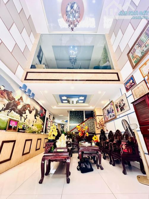 Hẻm Xe Hơi  Ngay Phan Xích Long,5 Tầng BTCT Thang Máy Ngoại Nhập,60M2 Ngang 4M NHỈNH 11 Tỷ - 1