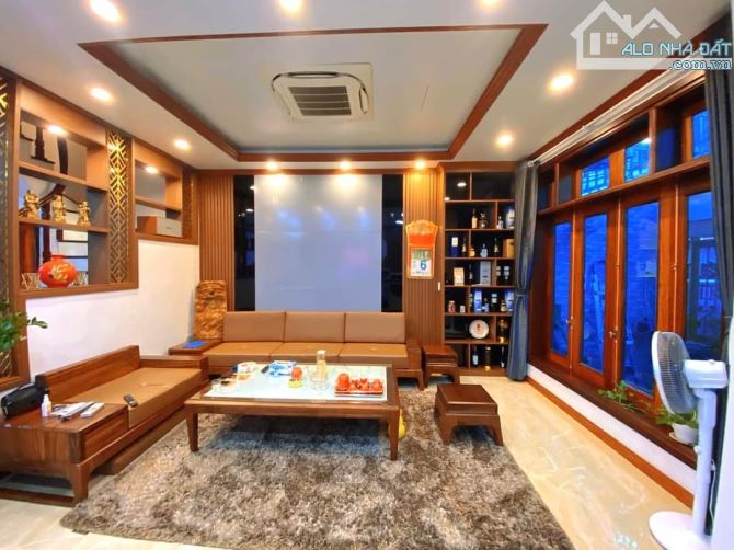 Tc 18 tỷ mua nha P.lô Mặt phố Duy Tân 86m2, lô góc 2 thoáng, MT 12m, ô tô tránh, kinh doan - 1