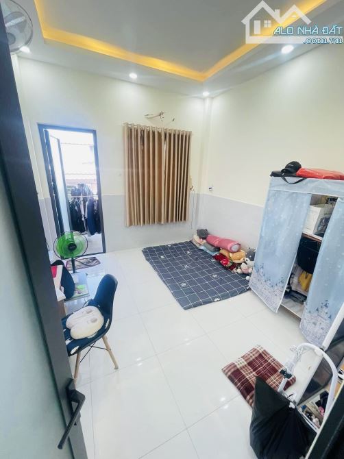 Chính chủ b.a.n nhà khu P/lô,Lâm Văn Bền Q7, nội thất VIP, (3.65 x 14m) 3pn 3wc nhỉnh 3 tỷ