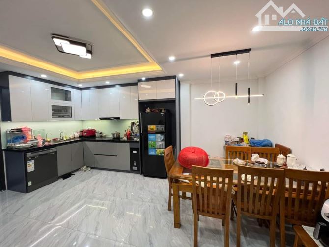 Bán Tòa Nhà Mới Đẹp Phố Minh Khai Dt75x8 tầng, Thang Máy Kinh Doanh, chào 17 tỷ - 3