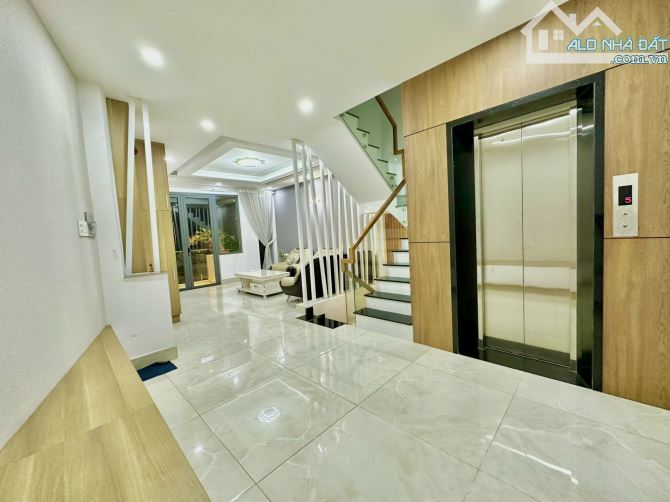 Siêu hiếm! MTKD Hoàng Sa, Quận 3 - 6*18 - 5 tầng - Bán gấp 21 tỷ!