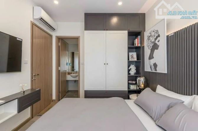 Ngã Tư Sở - Nhà 40m2 x 6t thang máy - Ô tô đô x gần - Cách phố 15m - 1