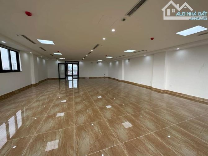 Bán toà nhà một mặt phố, một mặt ngõ Nguyễn Khang Cầu Giấy 191m 9 tầng MT 10m 130 tỷ - 1