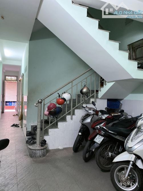 Quá VIP, hẻm xe hơi Thành Thái, Quận 10, 5 tầng, cho thuê 55 triệu/tháng - 2