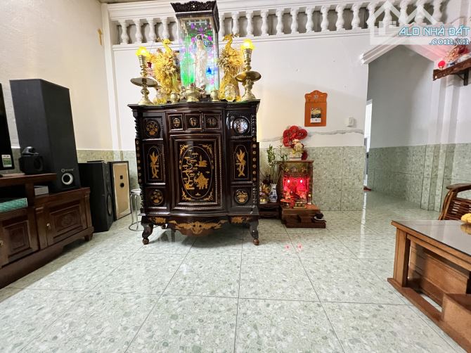 Bán đất + nhà C4 kiên cố K73 Hàn Mặc Tử. Cách đường chính 50m. - 2