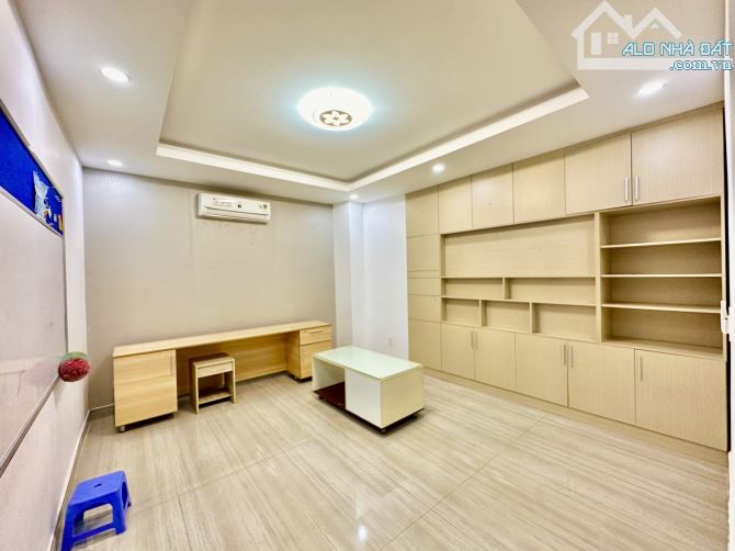 Siêu hiếm! MTKD Hoàng Sa, Quận 3 - 6*18 - 5 tầng - Bán gấp 21 tỷ! - 4