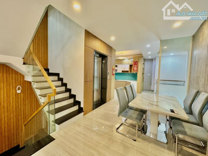 Siêu hiếm! MTKD Hoàng Sa, Quận 3 - 6*18 - 5 tầng - Bán gấp 21 tỷ! - 6