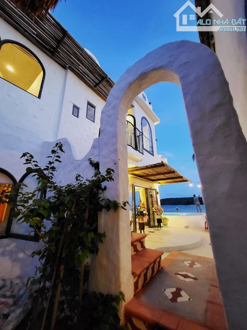 Chuyển mục đích kinh doanh nên bán lại villa ven sông lớn, Cẩm Châu, Hội An.