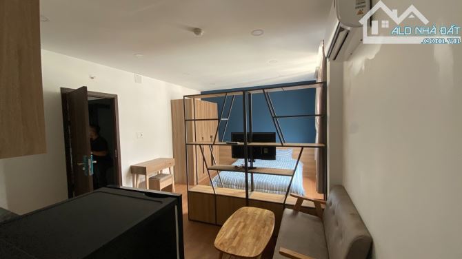 hộ Studio Vách ngăn, cửa sổ lớn, xa bếp gần vòng xoay dân chủ, chợ Tân Định - 1