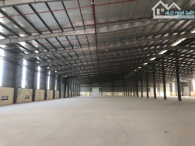 Cho thuê kho xưởng đất 2,2ha xưởng 12500m2 PCCC tự động điện 3 pha trạm cân 80 tấn
