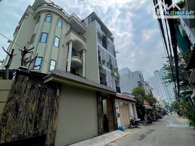 Bán villa 9x15 Kiều Đàm ngay Lotte Mart Quận 7 thang máy 5 tầng giá 21 tỷ VND