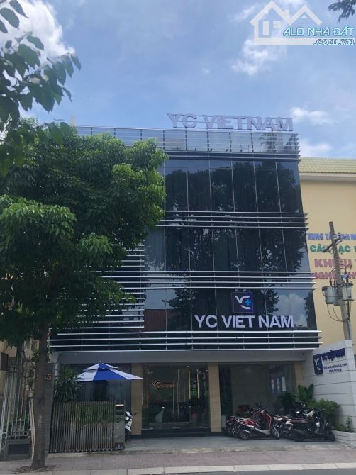 Bán gấp tòa nhà góc 2 MT ngay vòng xoay Dân Chủ, Q3 (12x15m) 5 tầng, giá 69 tỷ - 1
